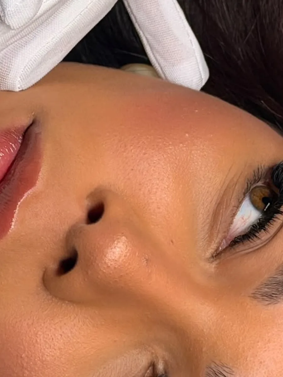 Resultado de sobrancelhas e labios na Lash Lov
